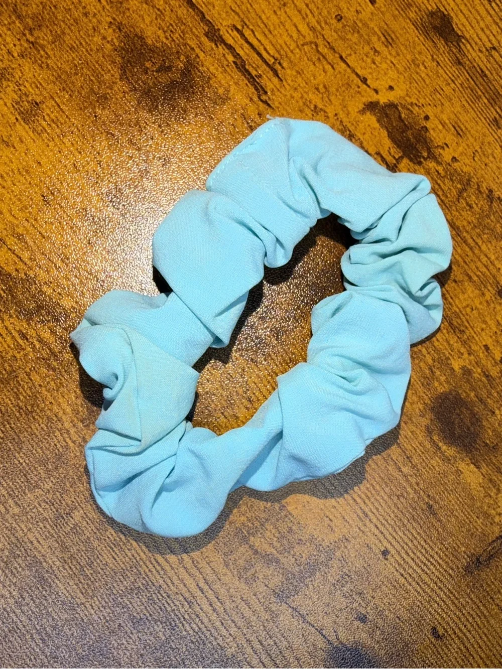 Lululemon Uplifting Scrunchie *FLAWED in Sea Frost